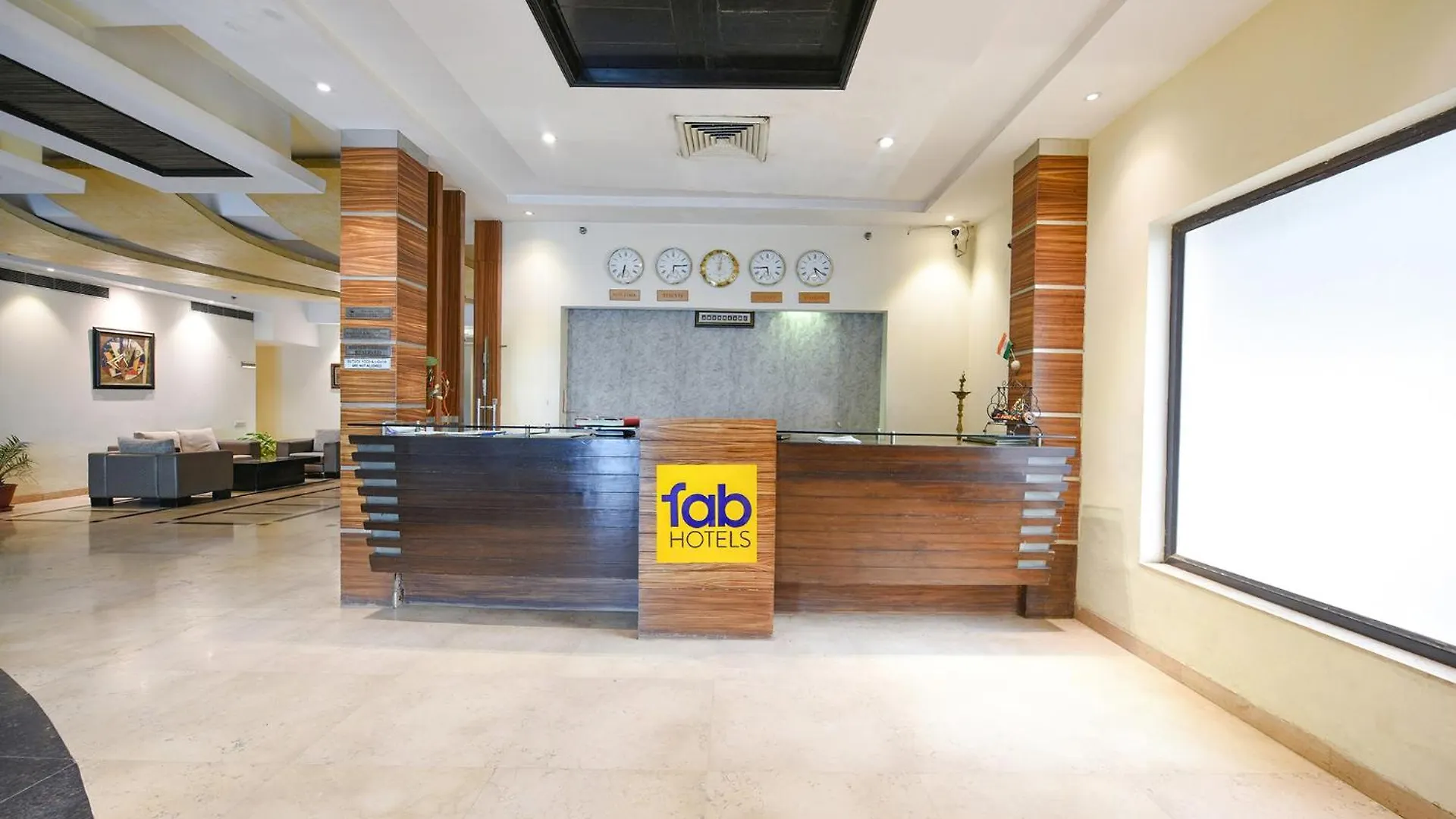 Fabhotel Prime The Western With Swimming Pool New Delhi 3*,