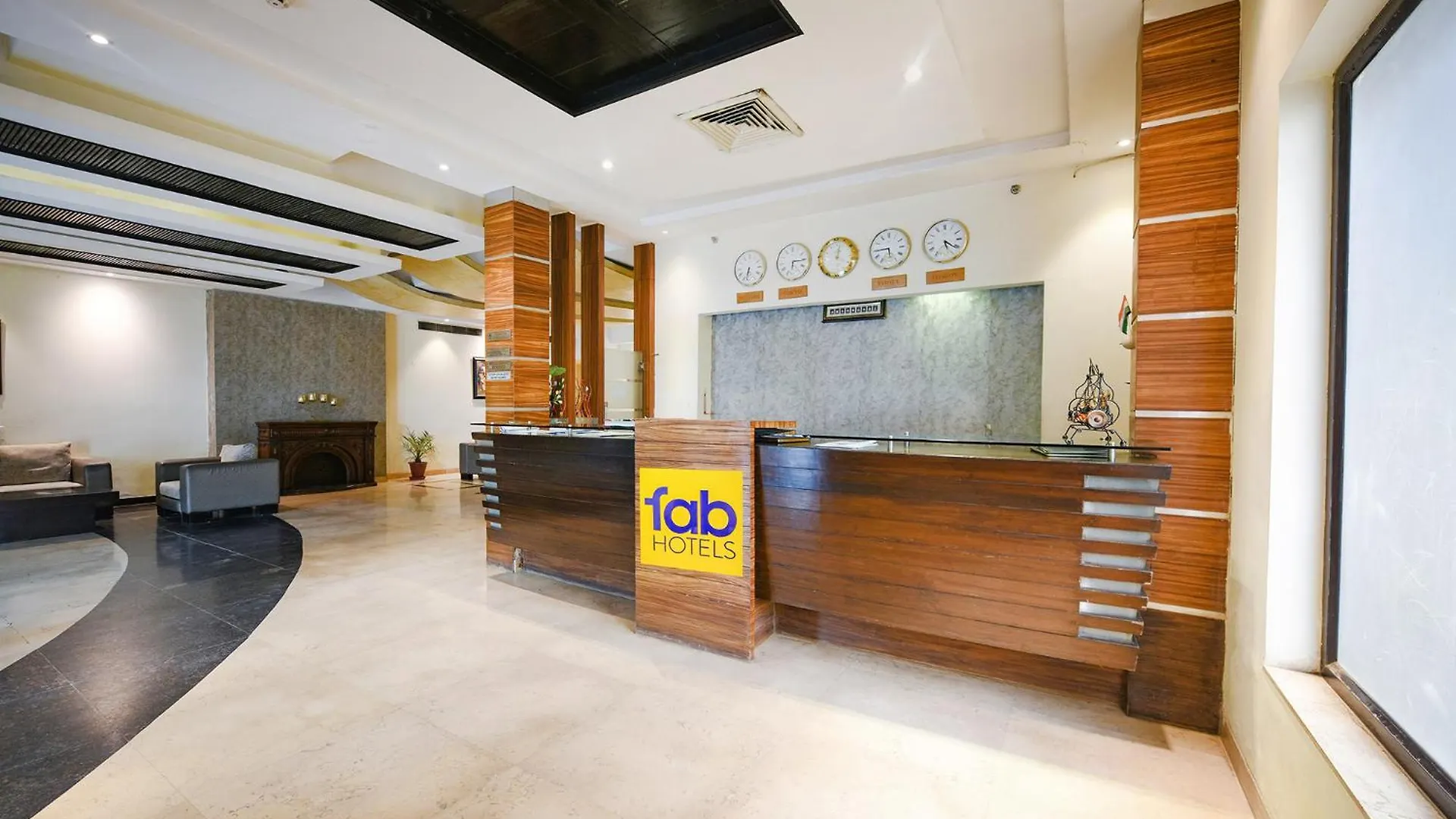 Hotel Fabhotel Prime The Western With Swimming Pool New Delhi